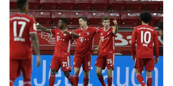 L'FC Bayern München incontra due forti squadre rivali in questa stagione